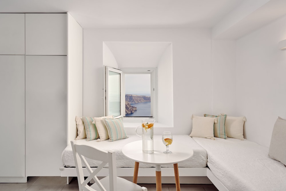 Santorini Mansion 15/33