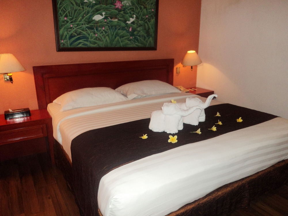 Narita Hotel Tulungagung 16/35