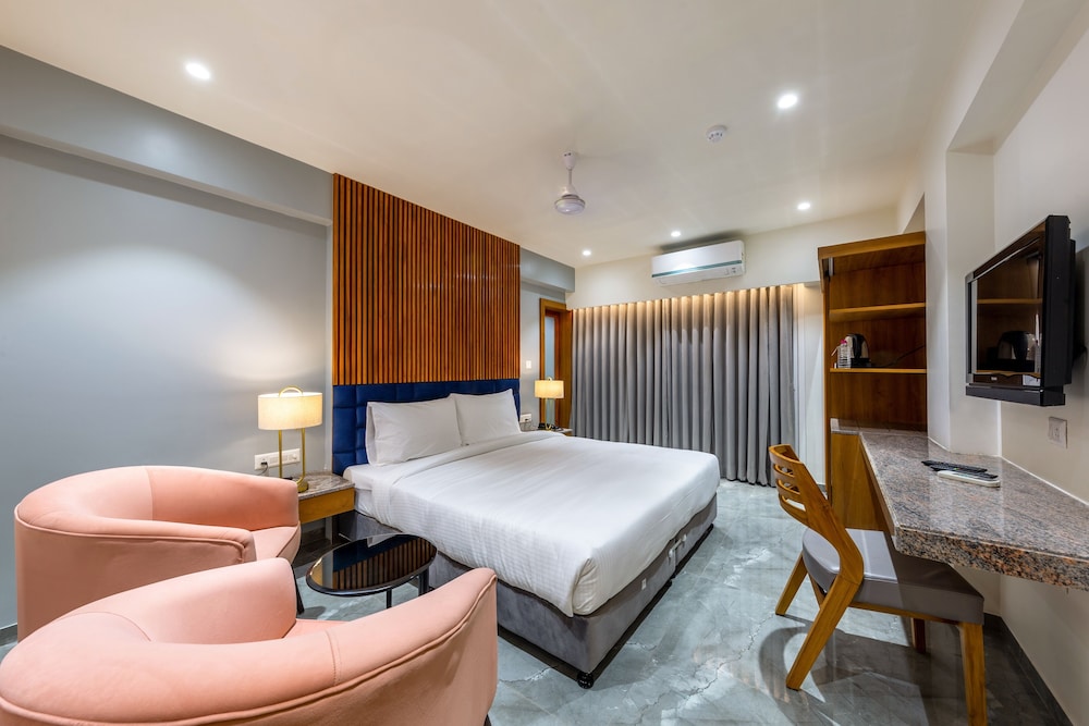 Nalanda Hotel 37/63