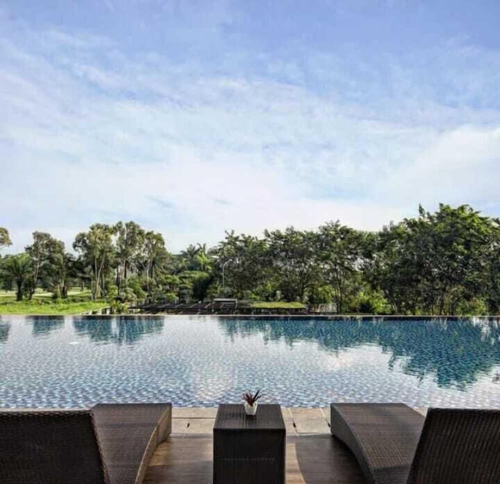 Kawana Golf Residence 52/60
