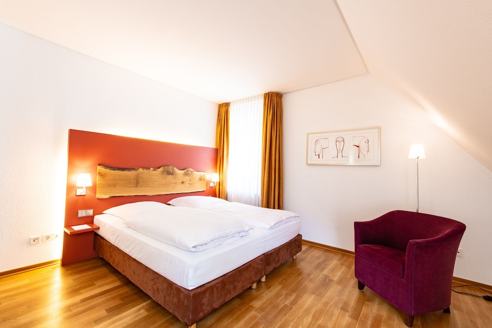 Cph Parkhotel Wolfsburg 19/67