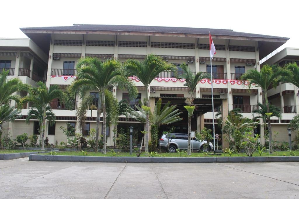 Hotel Grand Papua Kaimana 1/24