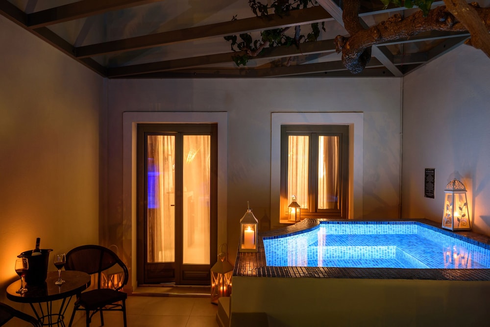 Zephyros Hotel Santorini 16/50