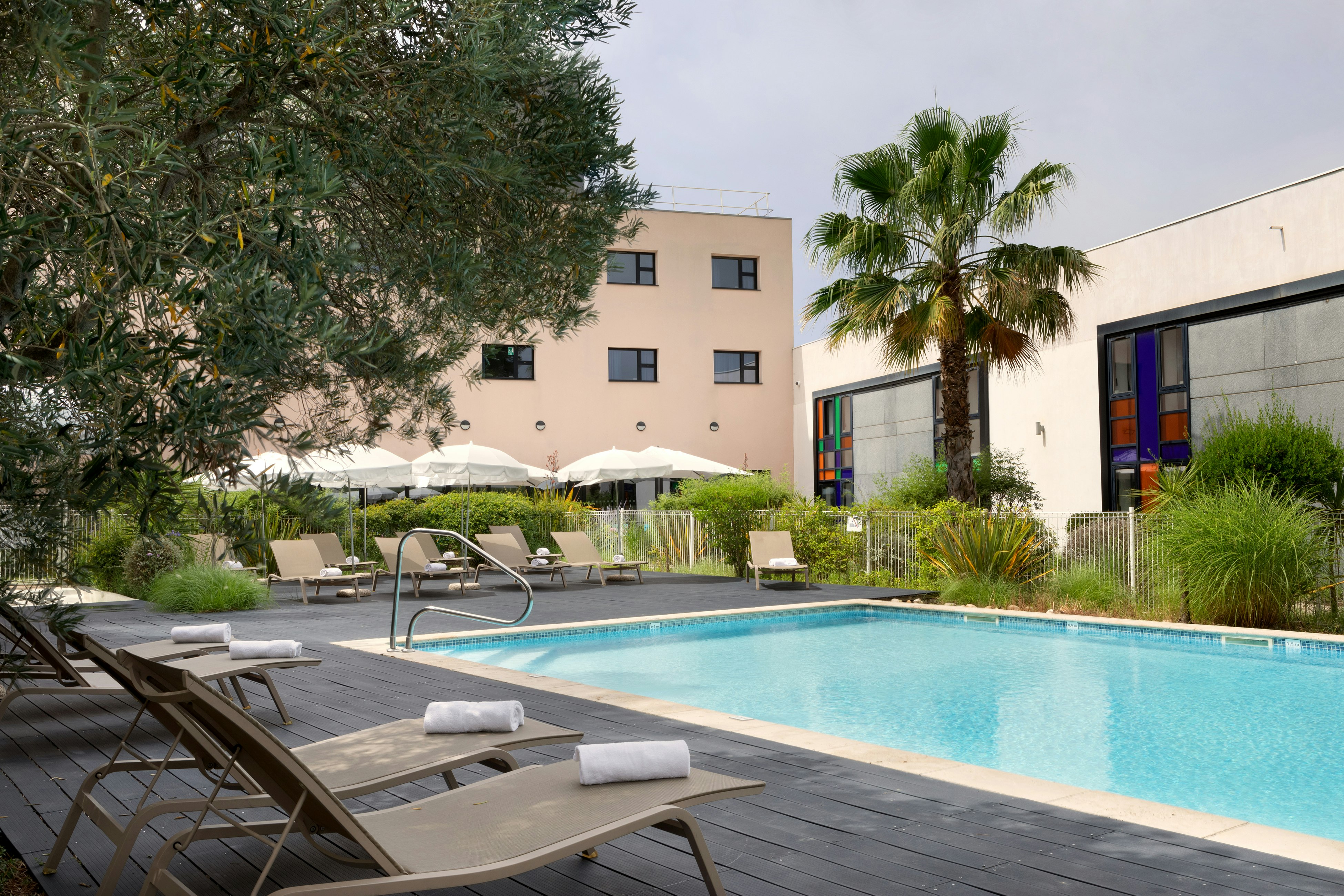 Holiday inn Marseille Airport (Ex Golden Tulip) 75/81