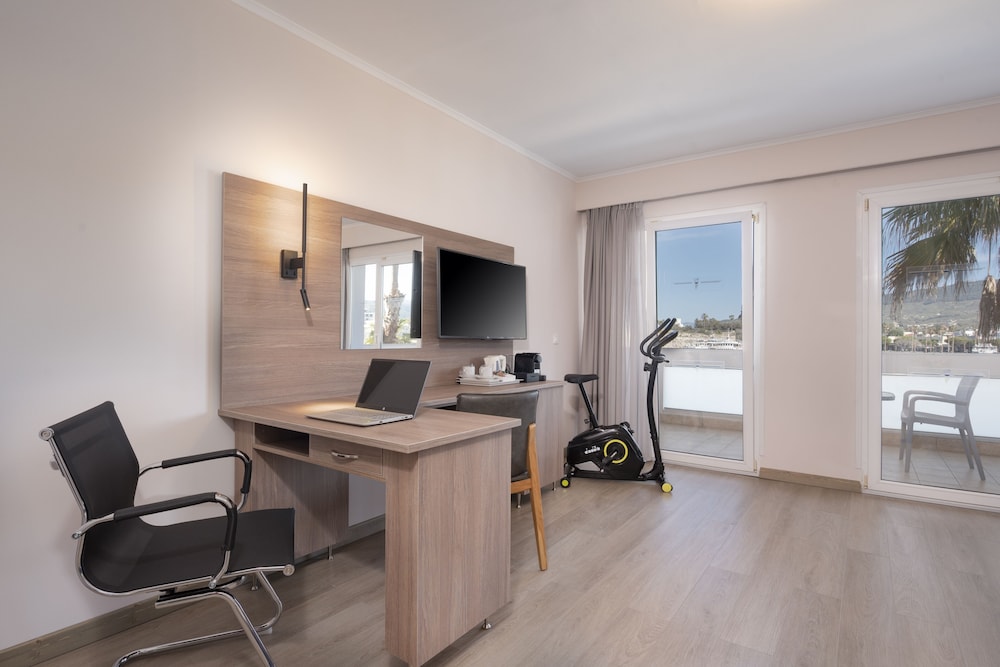 Kosta Palace City Hotel 148/157