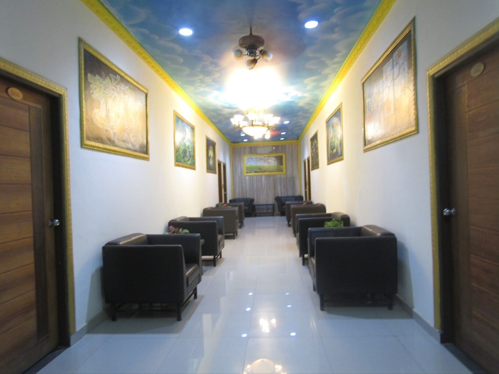 Boutique Hotel 01 27/34