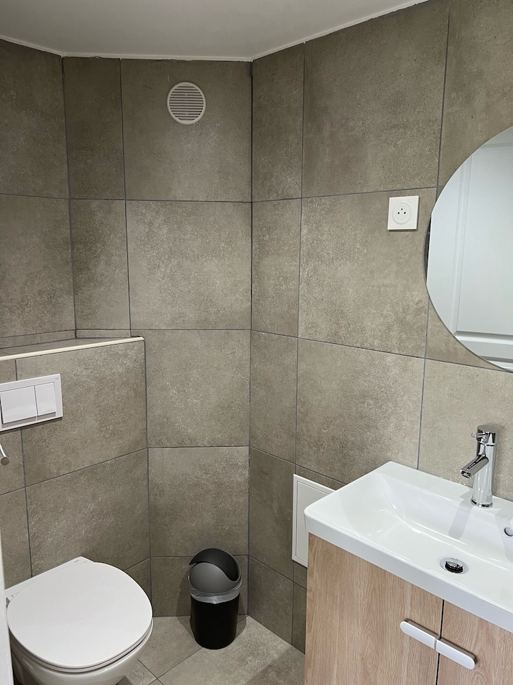 Fasthotel Roissy Saint Witz 49/50