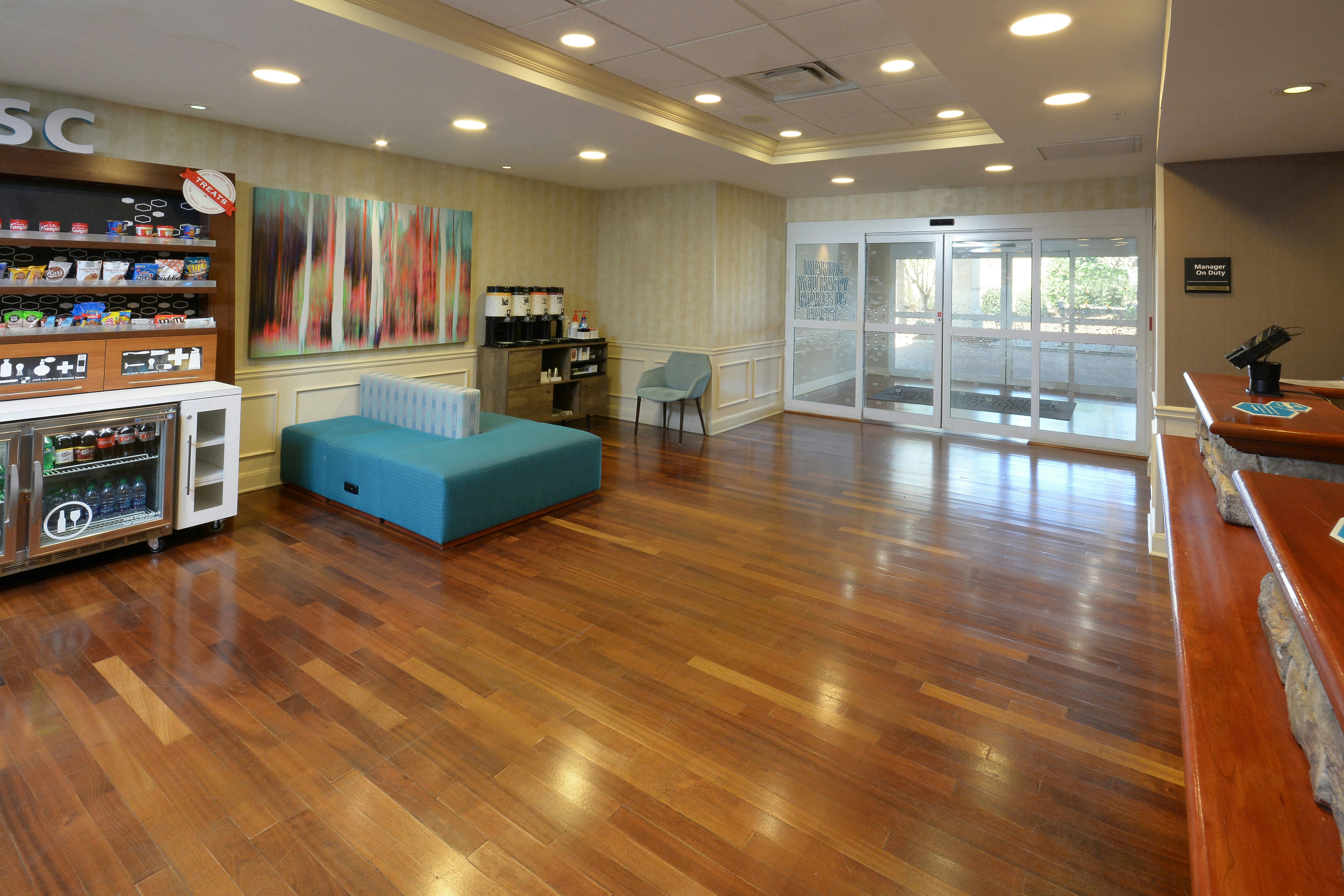 Hampton Inn & Suites Clinton - I-26 18/38