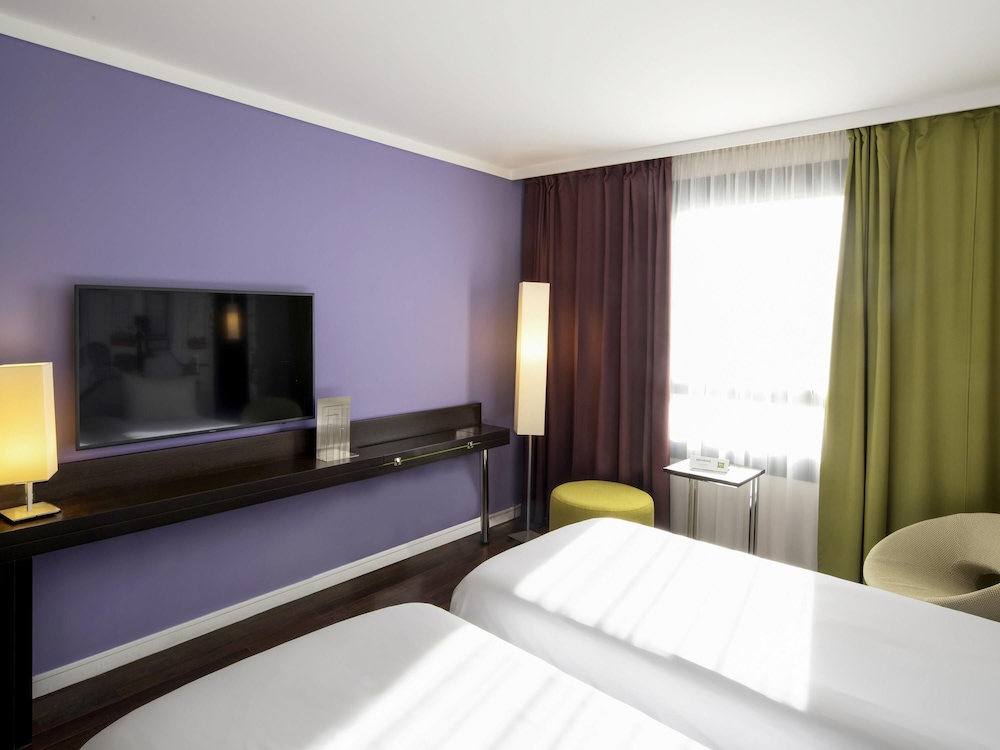 Ibis Styles Evry Cathedrale 3/48