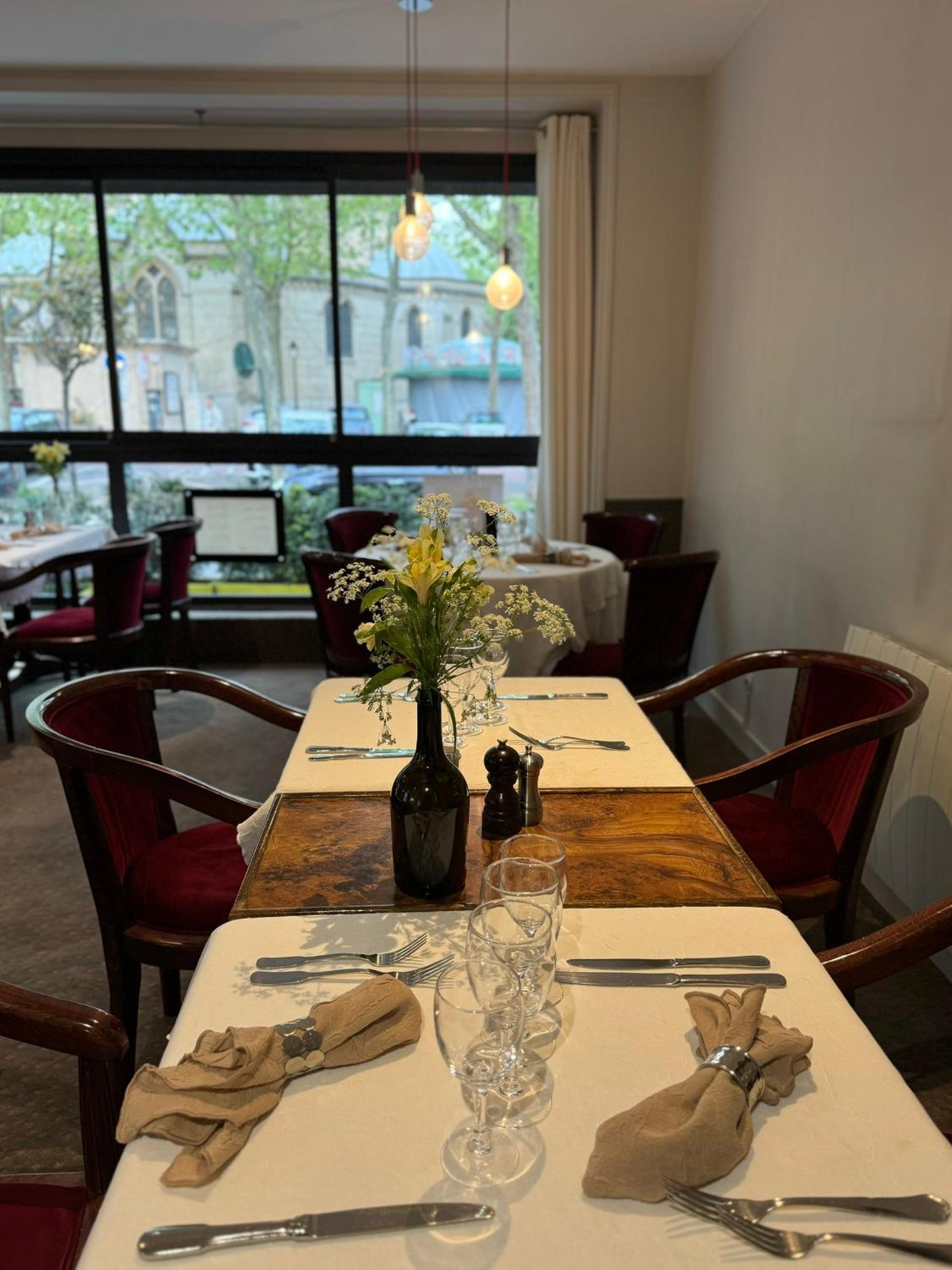 Hotel Paris Vesinet 22/29
