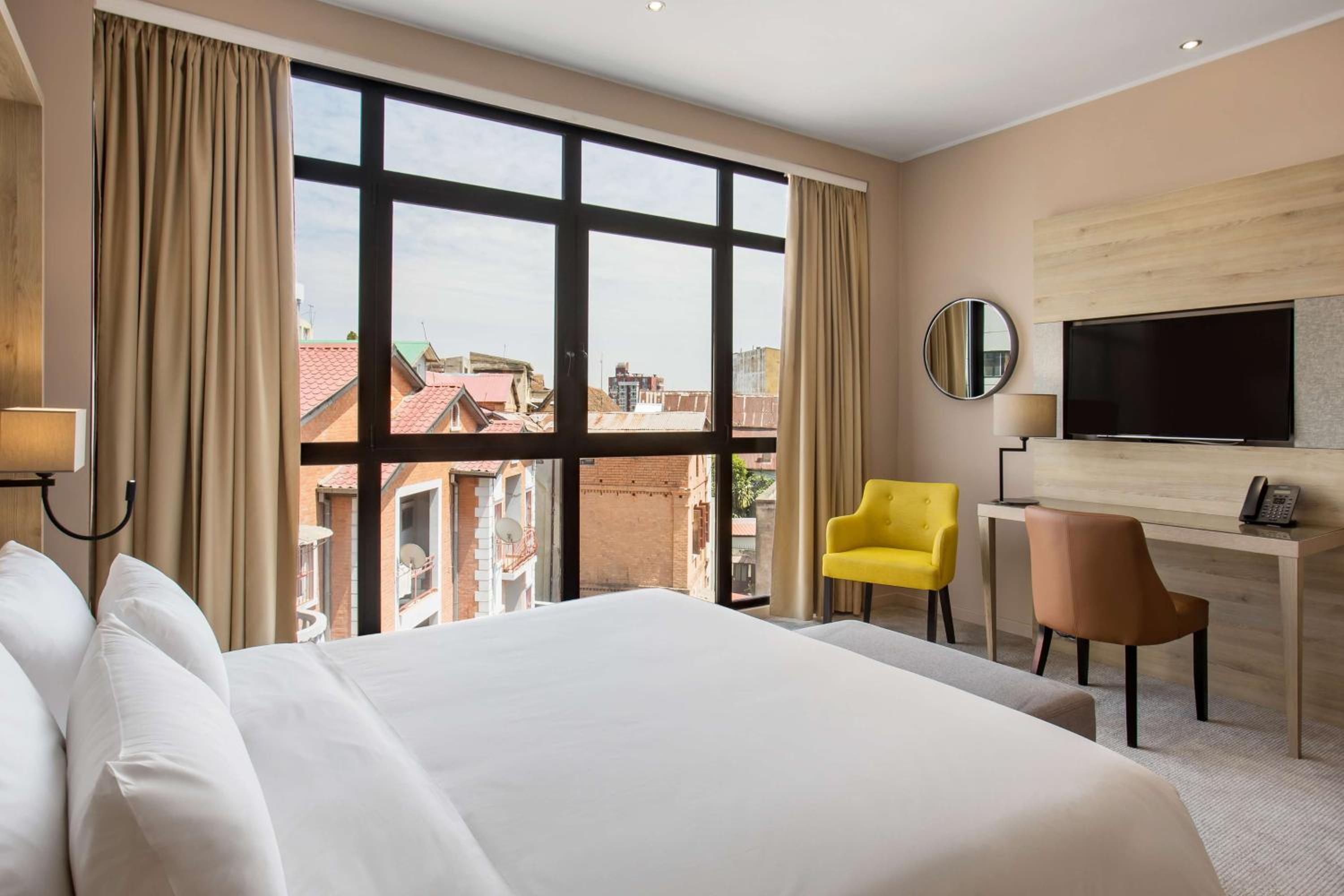 1 Bedroom, Premium, Apartment, Hill View