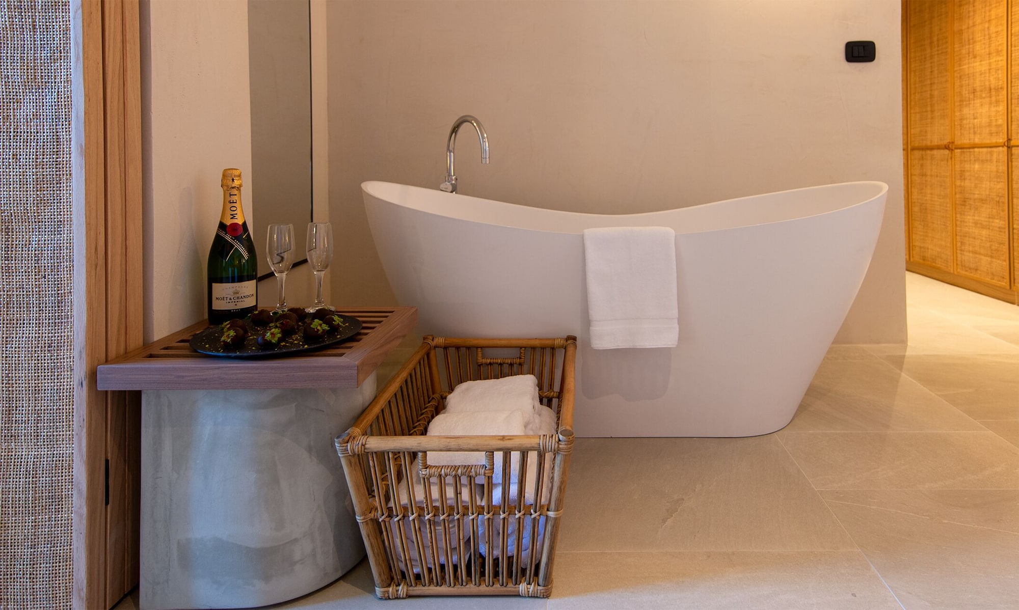 جناح سوبيريور بسرير كينج بإطلالة على البحر، Sentido Port Royal Villas and Spa - Adults Only 4/4