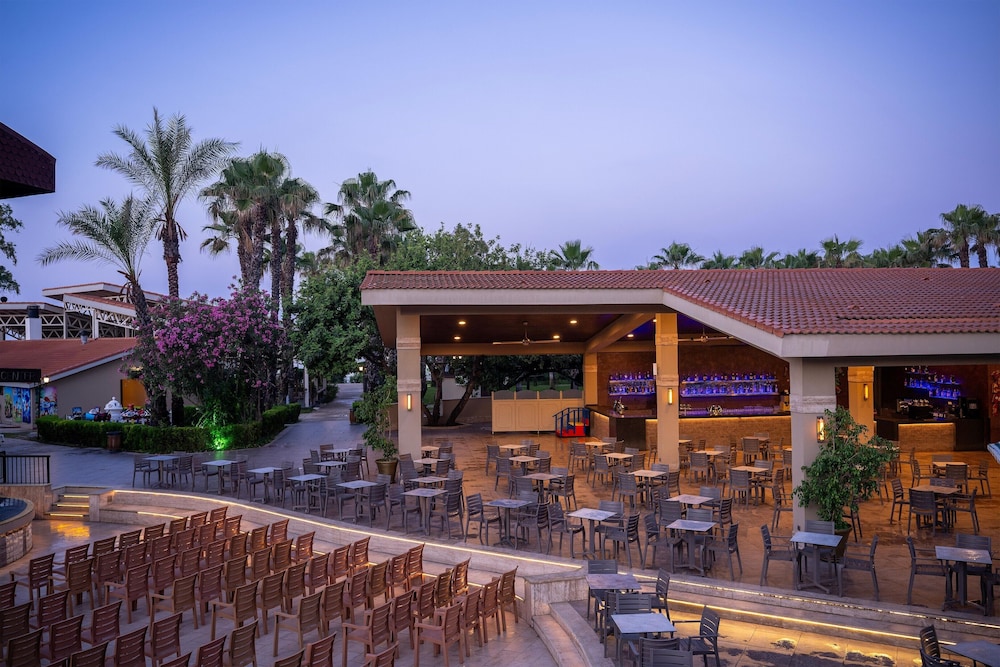 Belconti Resort Hotel 10/87