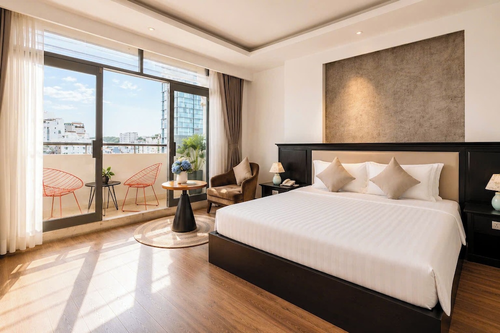 Park View Luxury Hotel 7/48