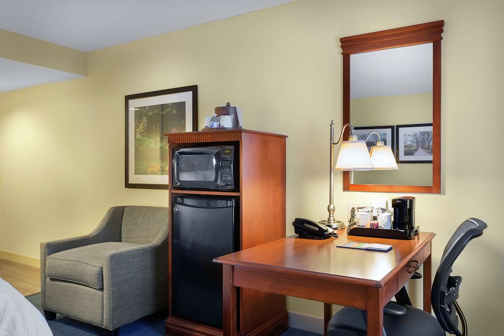 Hampton Inn Charlotte Belmont 43/47