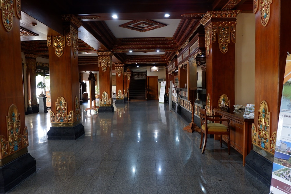 The Jayakarta Yogyakarta Hotel & Spa 36/43
