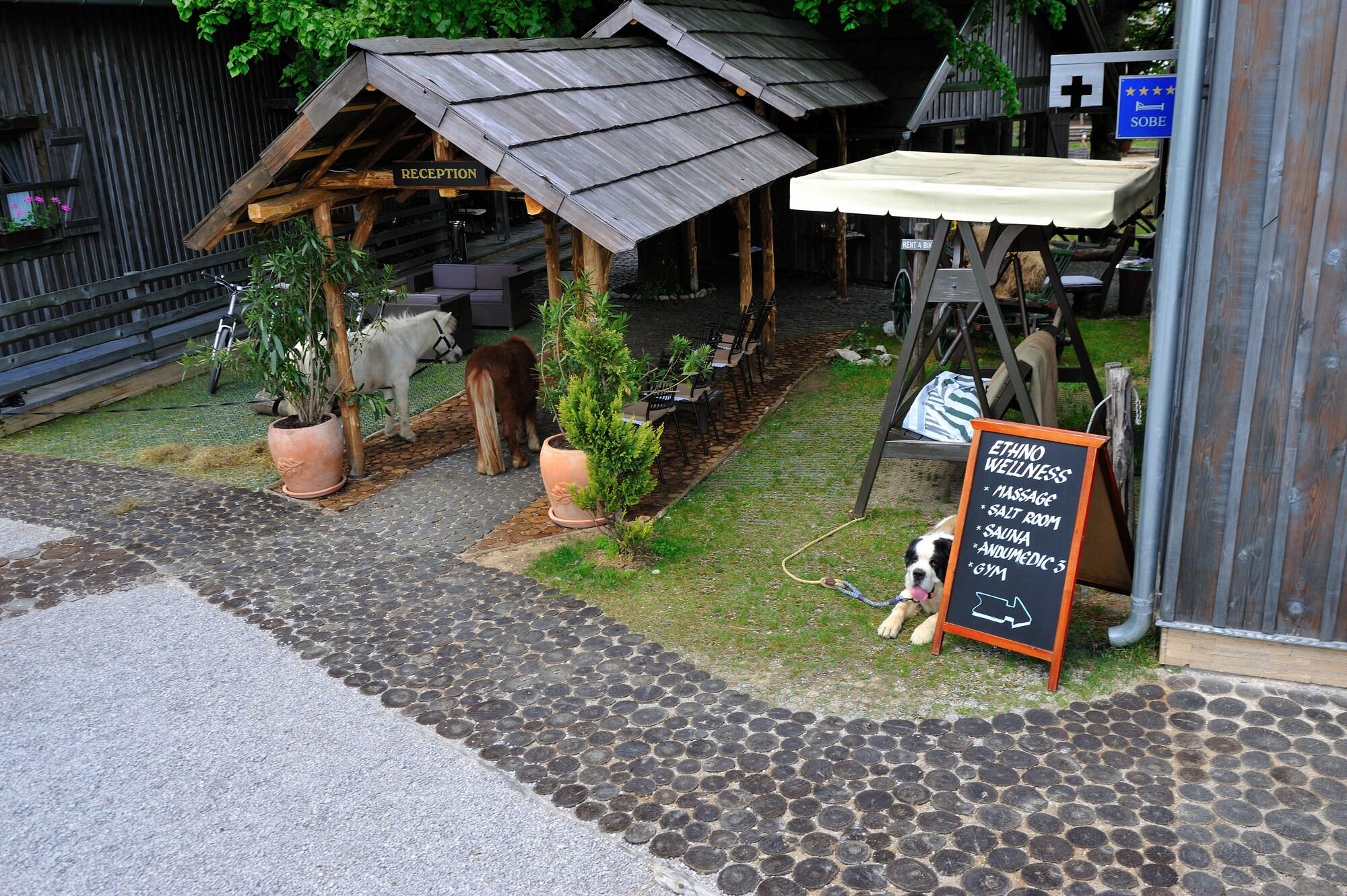 Ethno Houses Plitvice Lakes Hotel 39/50