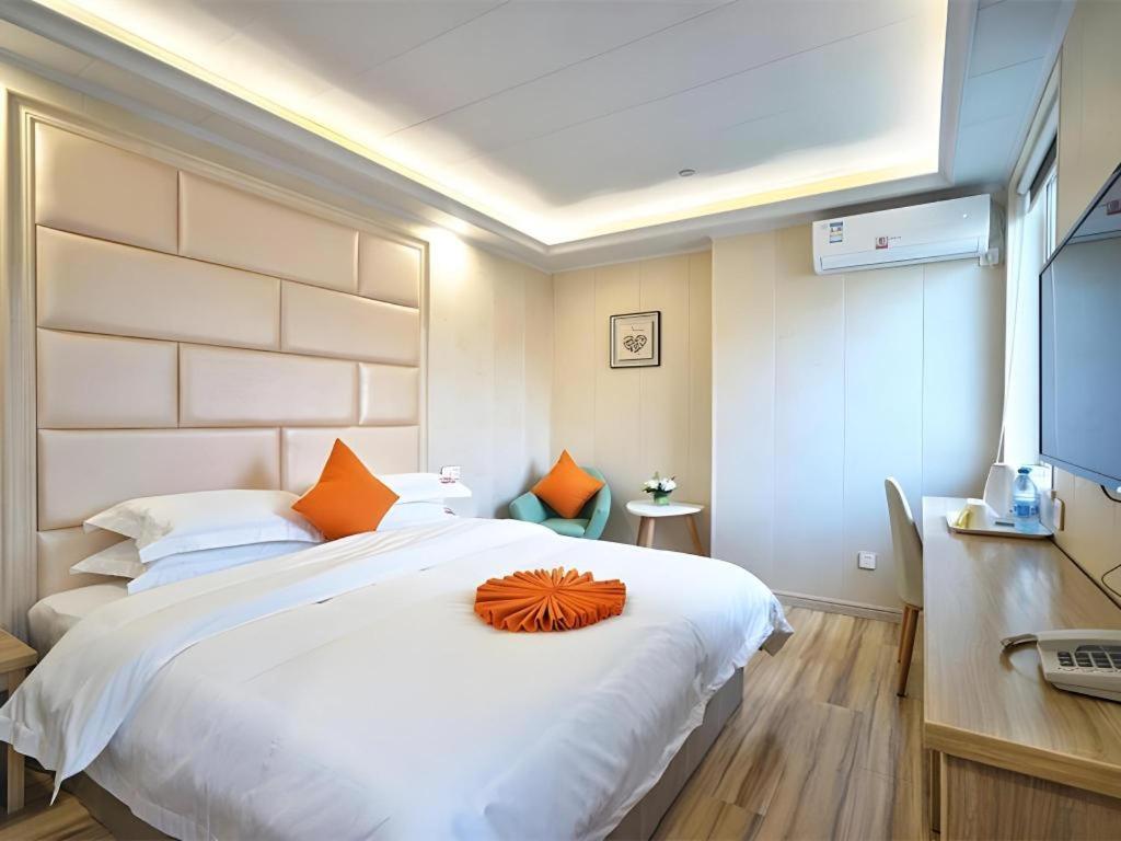 Shell Shanghai Baoshan District Songbin Road Subway Station Hotel 19/50