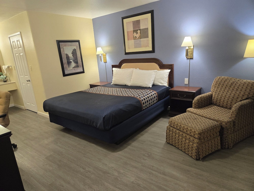 غرفة قياسية بسرير كينج، Rodeway Inn & Suites Blythe I-10, CA 6/10