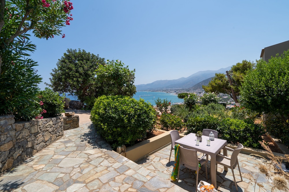 Blue View Villas 41/50