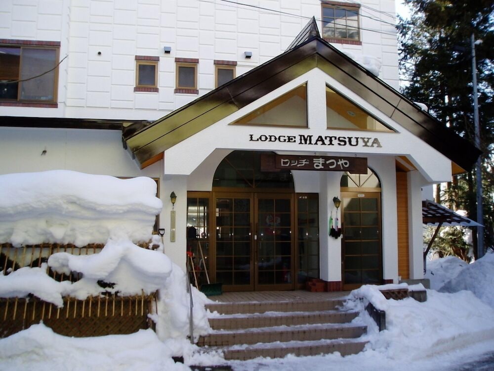 Lodge Matsuya 6/55