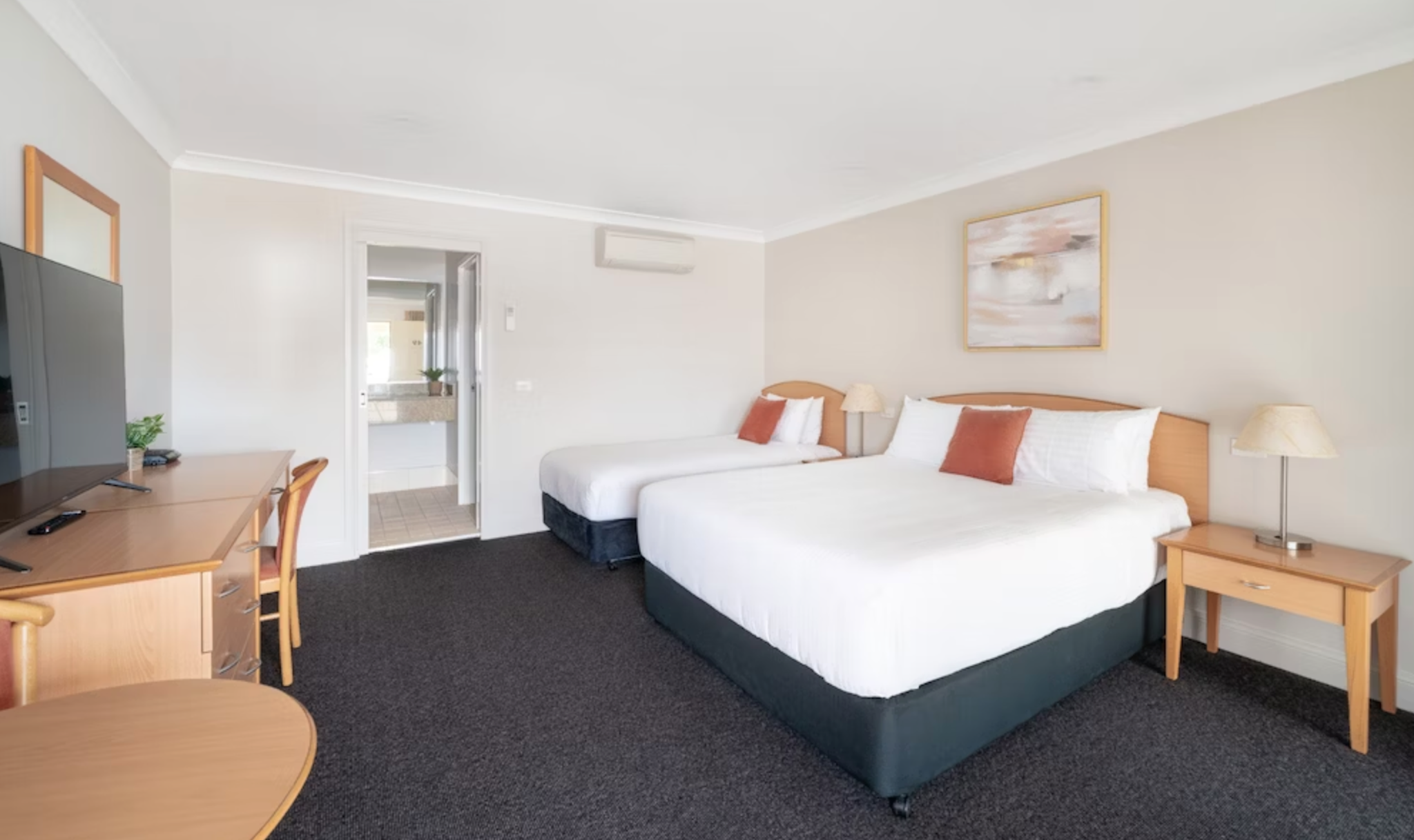 Heritage Inn Bathurst 25/60