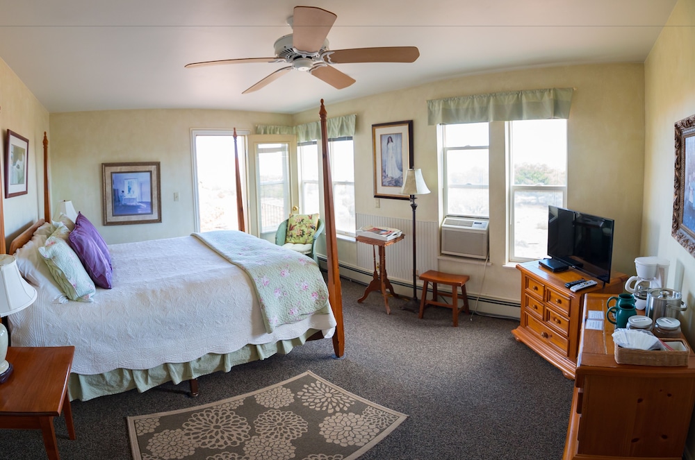 Skyridge Inn Bed & Breakfast 20/73