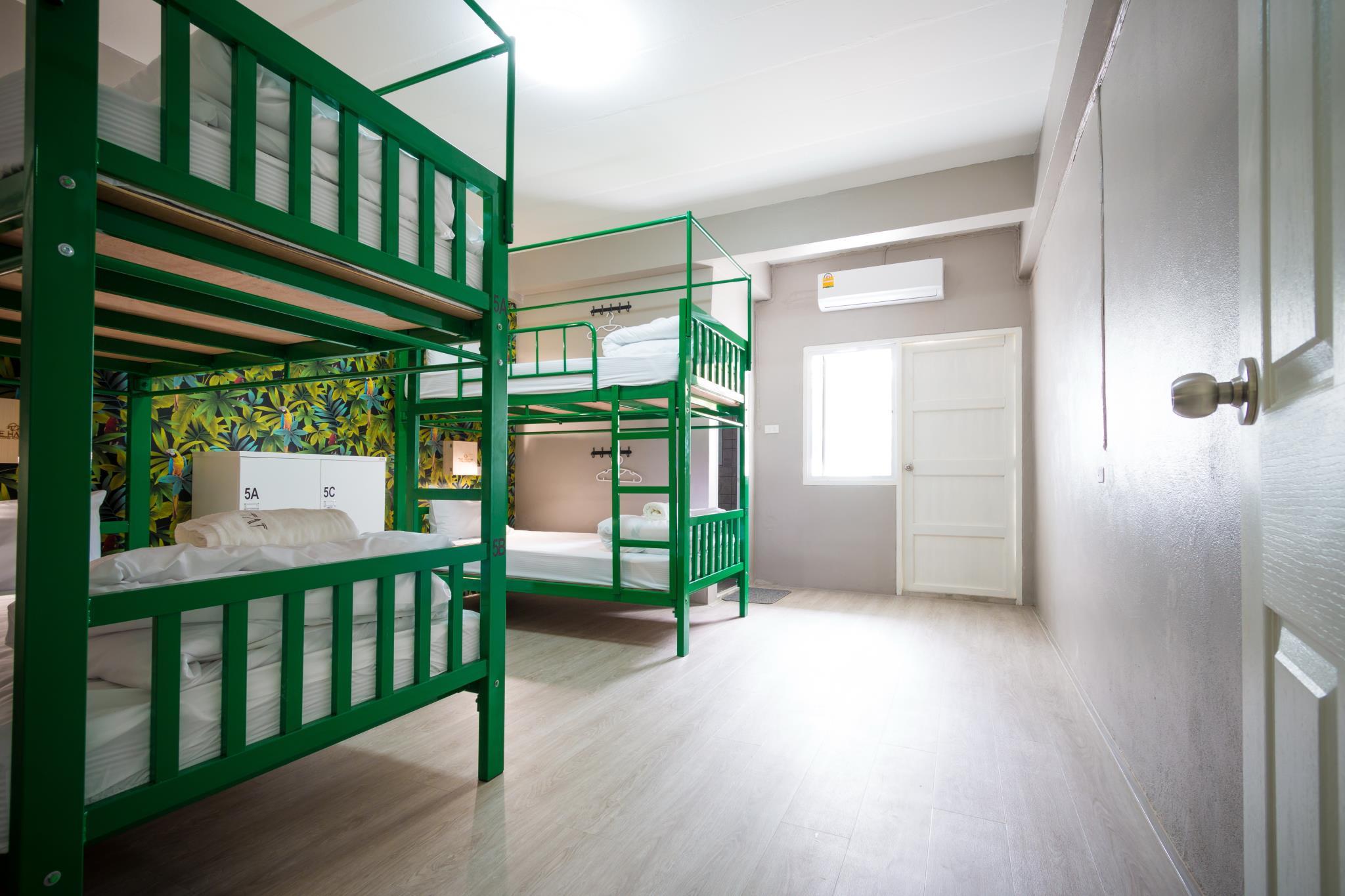Private, 4 Bunk Beds