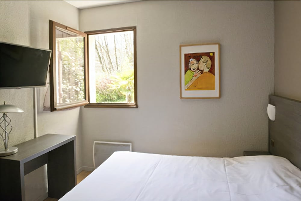 HOTEL LA CASCADE 9/36