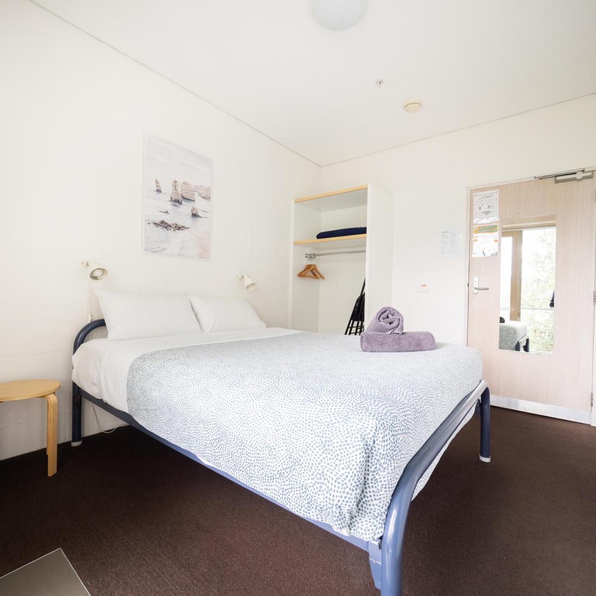 YHA Apollo Bay Eco 18/59