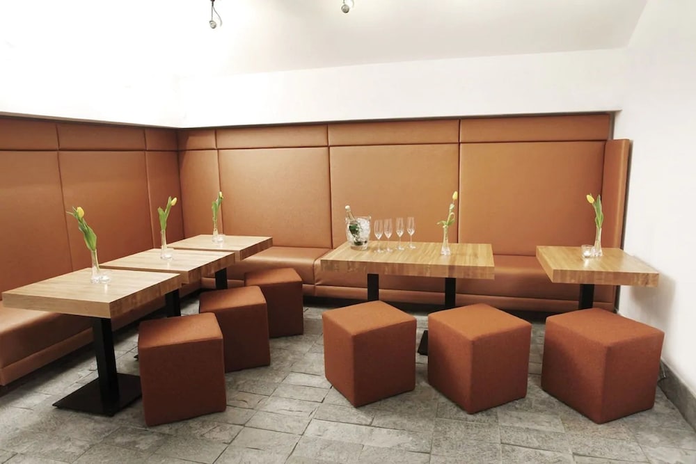Hotel Zamek Centrum 33/50
