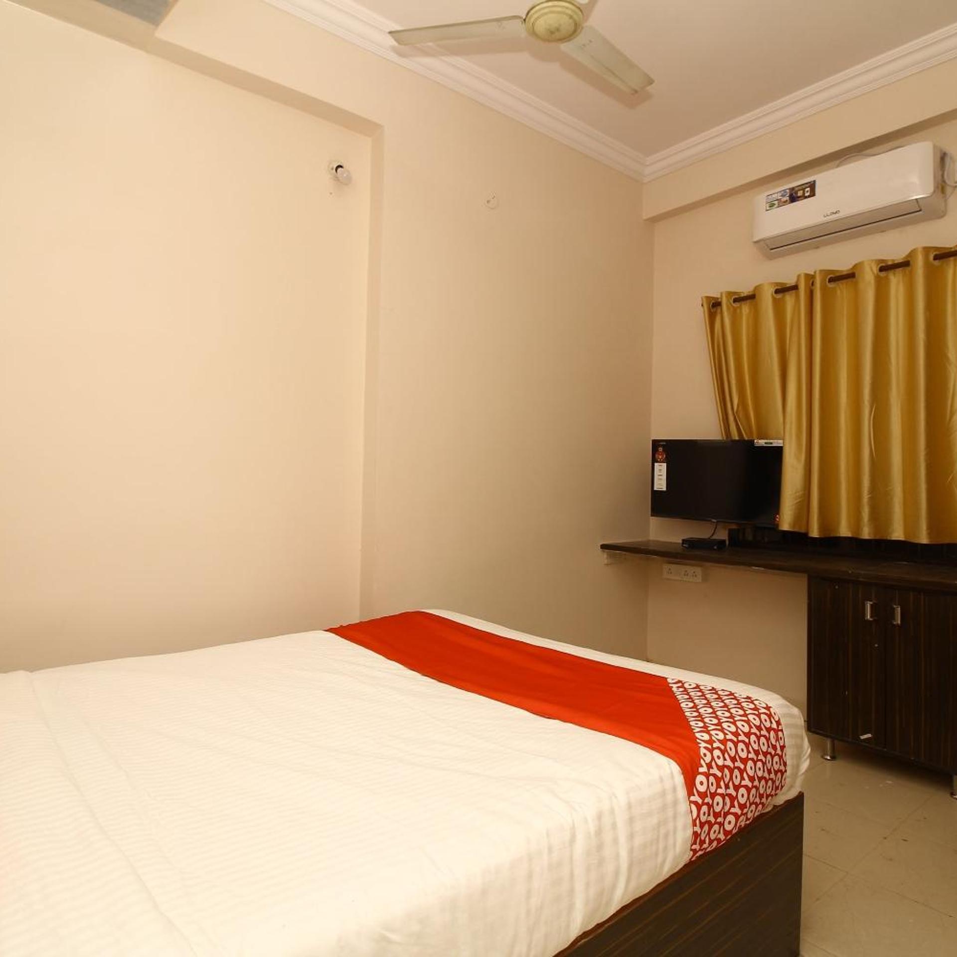 Hotel Nav Bharat Residency 10/29