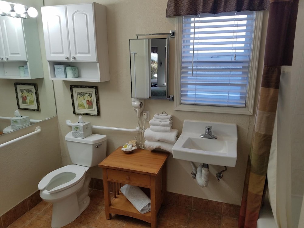 Los Gatos Garden Inn Hotel 49/50