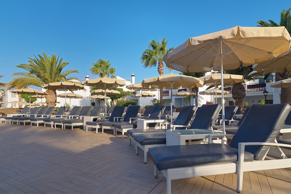 H10 White Suites - Adults Only 44/70