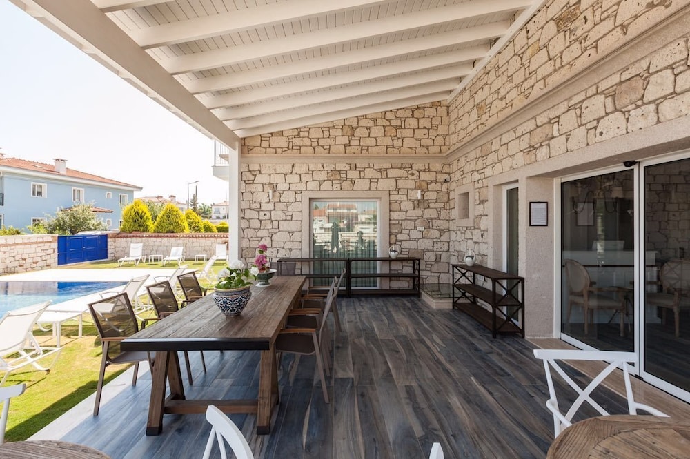 Alacaat Hotel 20/50