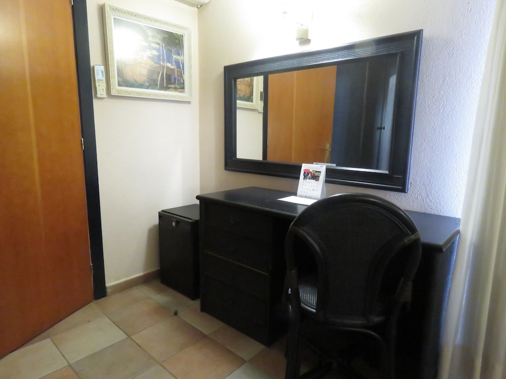 Hotel Santa Anna 41/50