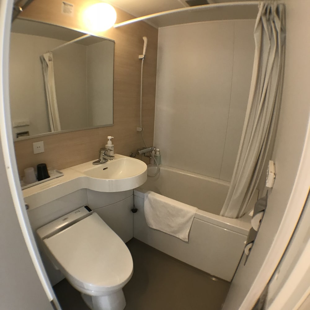 Frame Hotel Sapporo 48/50
