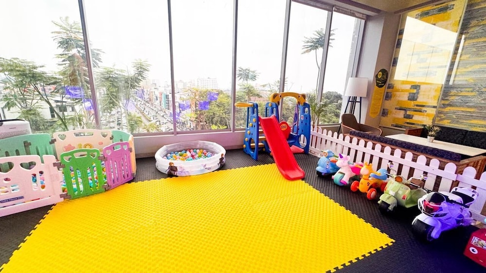 Yello Hotel Paskal Bandung 34/41