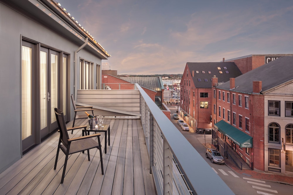 Portland Regency Hotel And Spa 53/56