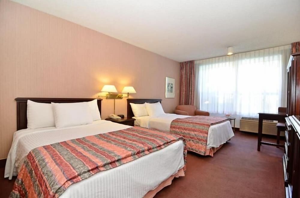 Days Inn by Wyndham Mountain View 22/96