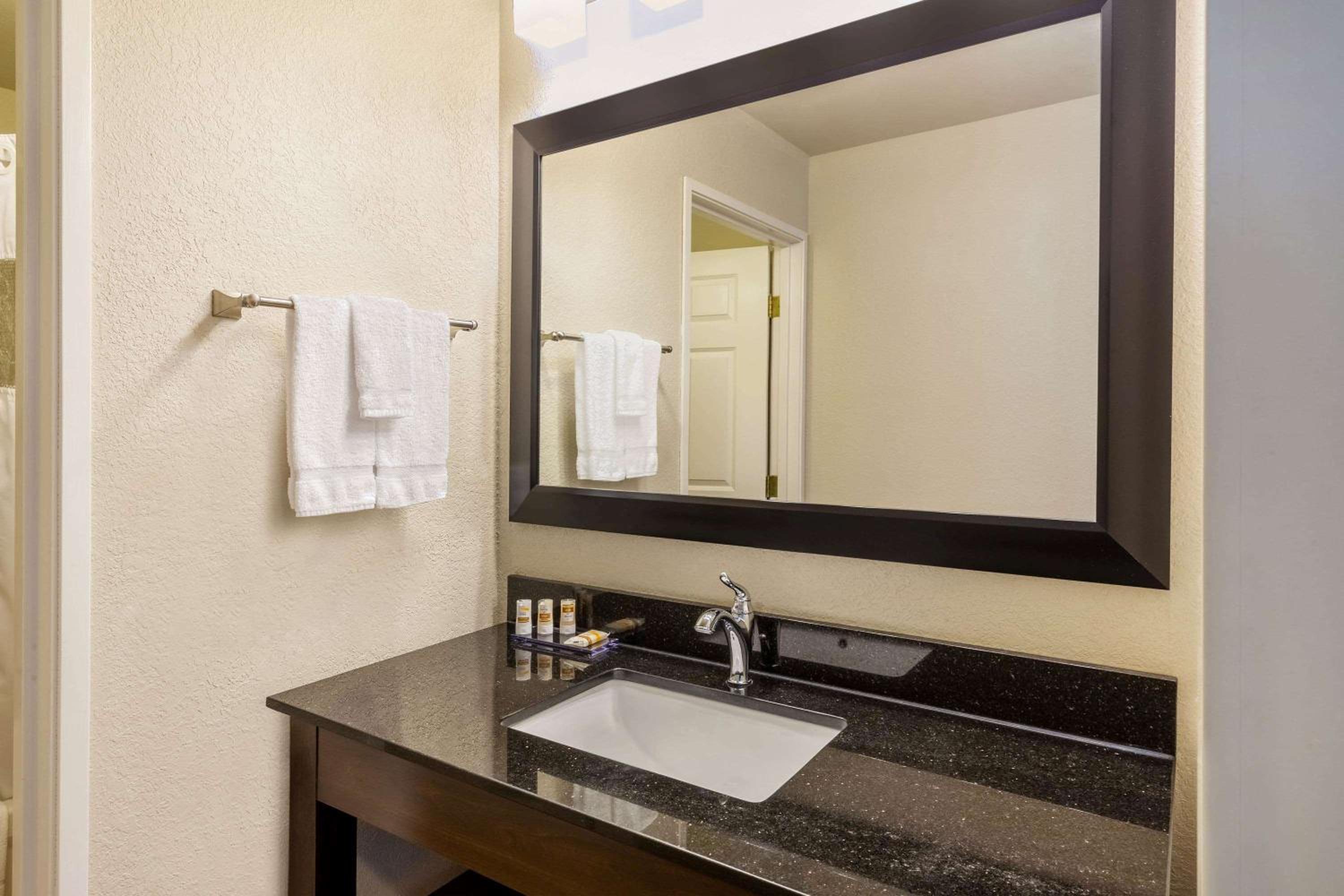 غرفة ديلوكس بسريرين كوين، La Quinta Inn & Suites by Wyndham Spokane Valley 5/8