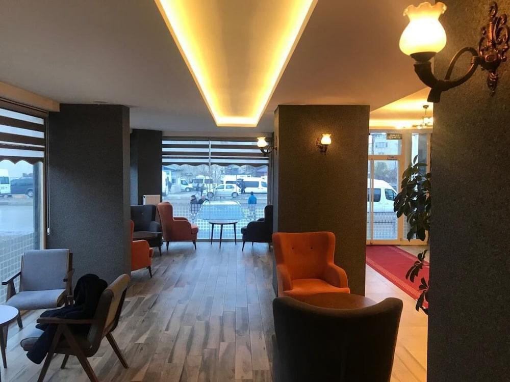 Elite My Garden Hotel 12/21