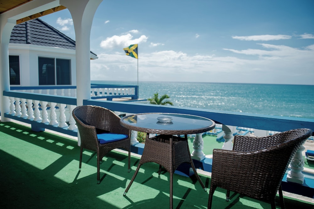 Sunset Resort 35/50