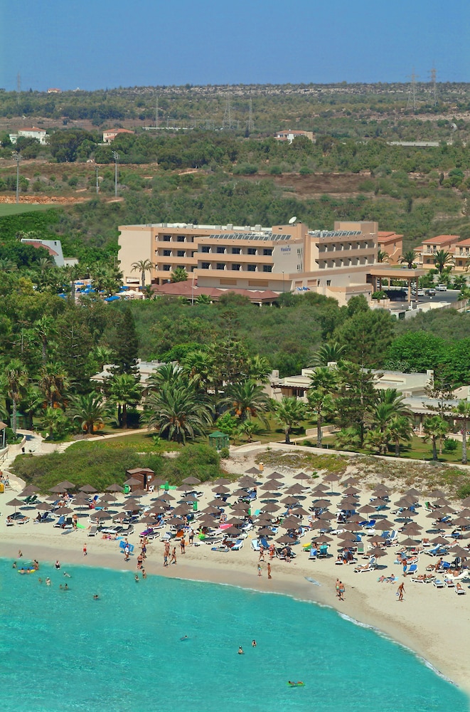 Nissiana Hotel 37/50