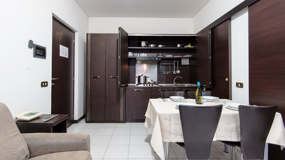 Loano 2 Village Residence Hotel 20/50