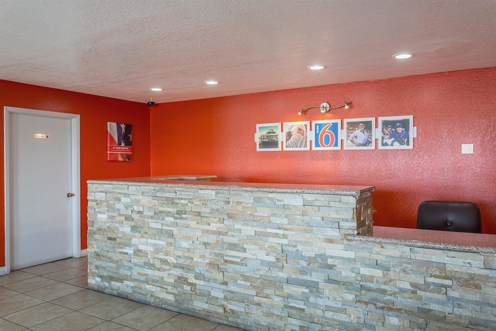 Motel6 Lordsburg, NM 7/58