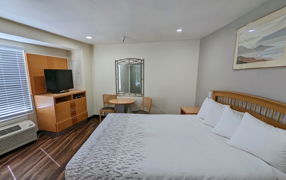 Royal Inn 5/45