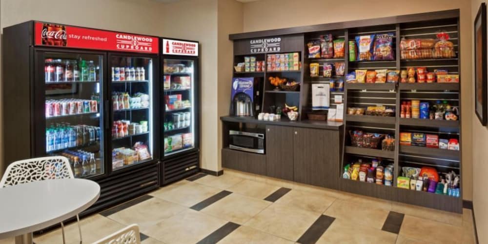 Candlewood Suites Newark South University Area 22/28