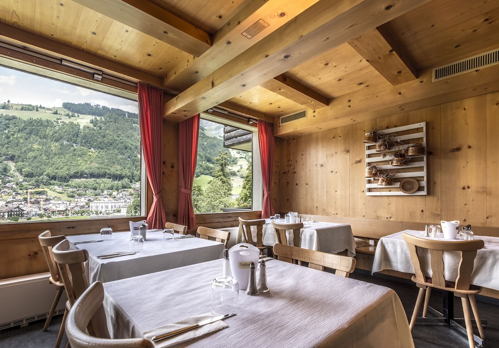 Banklialp Hotel - Restaurant 49/62