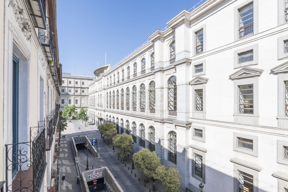 UMA Suites Atocha 40/50
